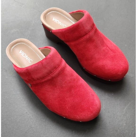 Vionic Womens 9 Kacie Clogs Sandals Shoes Red Suede Stud Slip On Orthotic Mules - Picture 1 of 10